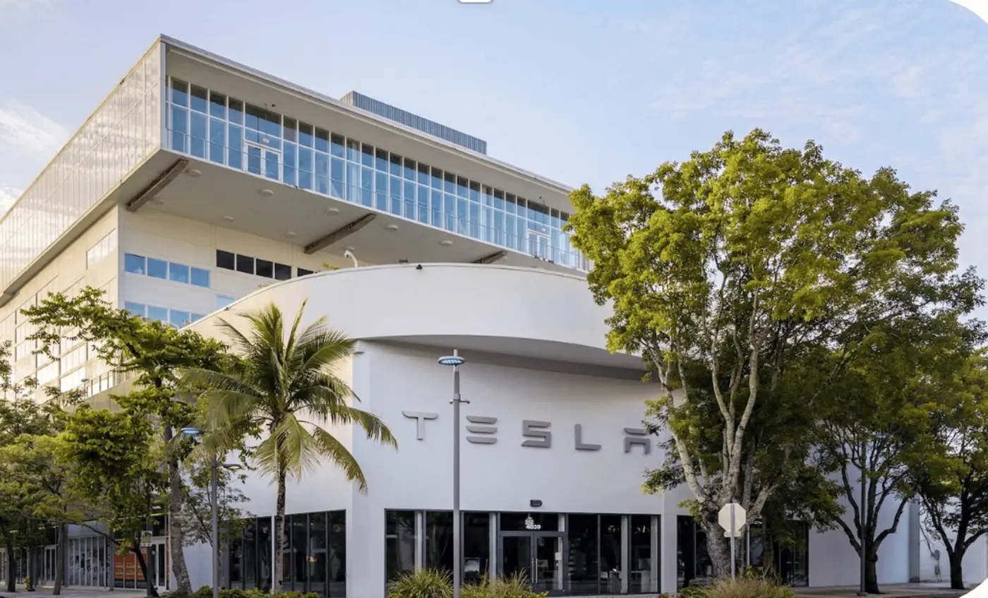 Tesla Miami Design District